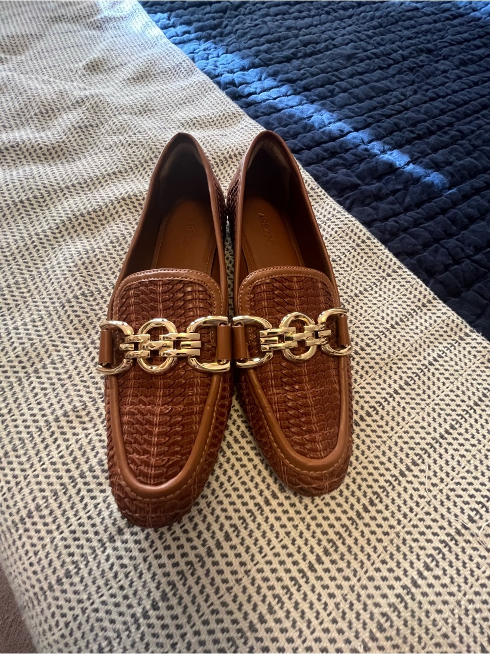 Brown Leather Chain-Trim Loafers - Arezzo